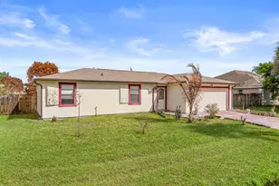 175 Benchor Rd NW, Palm Bay, FL 32907 - Photo 3