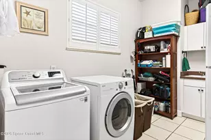 340 Newport Dr, Indialantic, FL 32903 - Photo 25