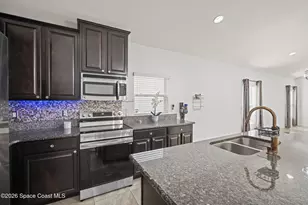 2615 Snapdragon Dr NW, Palm Bay, FL 32907 - Photo 11