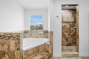 2246 Warwick Rd, Melbourne, FL 32935 - Photo 27