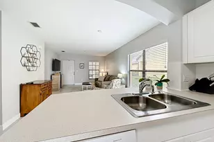 1055 Luminary Cir, Melbourne, FL 32901 - Photo 19