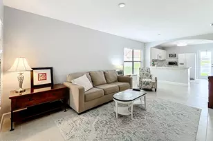 1055 Luminary Cir, Melbourne, FL 32901 - Photo 9