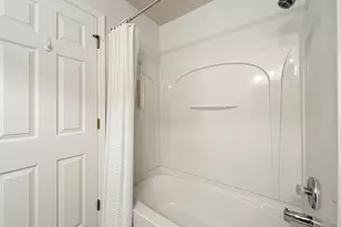 1055 Luminary Cir, Melbourne, FL 32901 - Photo 33