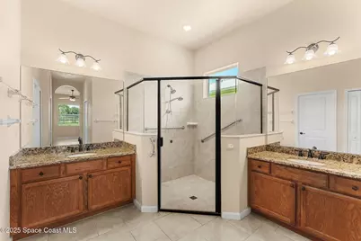 3720 Alamanda Key Drive, Melbourne, FL 32901 - Photo 23