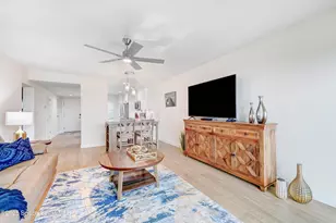 199 Jimmy Buffett Mem Hwy, Satellite Beach, FL 32937 - Photo 11
