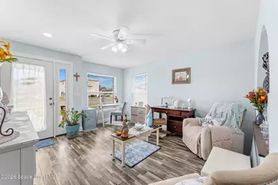 841 S Orlando Avenue, Cocoa Beach, FL 32931 - Photo 3