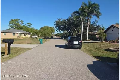 3370 Idlewild Street, Port Charlotte, FL 33981 - Photo 5