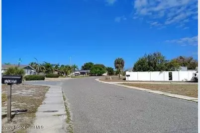 11817 Alpine Parkway, Port Richey, FL 34688 - Photo 5