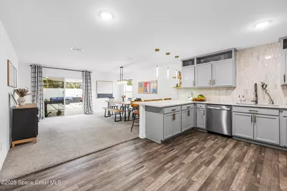 324 Alminar Avenue SE, Palm Bay, FL 32909 - Photo 9