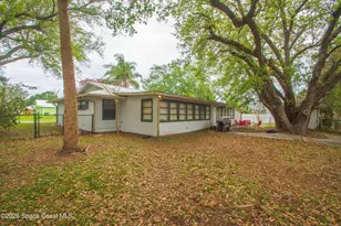 697 Barber St, Sebastian, FL 32958 - Photo 9