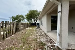 915 Twisting Branch Ct, Melbourne, FL 32935 - Photo 3