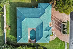 1690 Canterbury Dr, Indialantic, FL 32903 - Photo 19