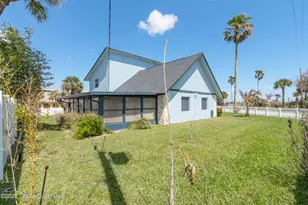 397 Harbor Dr, Cape Canaveral, FL 32920 - Photo 13