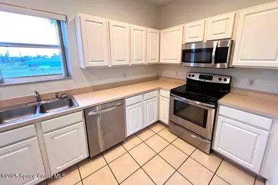 860 S Orlando Avenue #3, Cocoa Beach, FL 32931 - Photo 7
