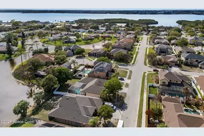 1383 Bent Palm Drive, Merritt Island, FL 32952 - Photo 5