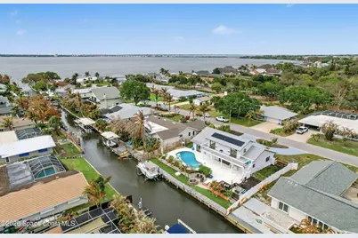 725 Puesta Del Sol Plaza, Indialantic, FL 32903 - Photo 3