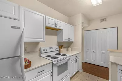 106 SW Peacock Boulevard #4-102, Port Saint Lucie, FL 34986 - Photo 9