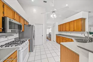 2093 Lionel Dr, Melbourne, FL 32940 - Photo 15