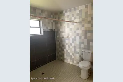 872 Americana Boulevard NW, Melbourne, FL 32907 - Photo 5