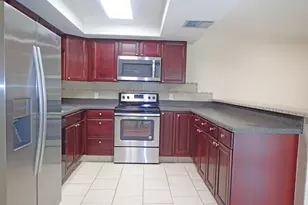 243 Ocean View Ln, Melbourne, FL 32903 - Photo 9