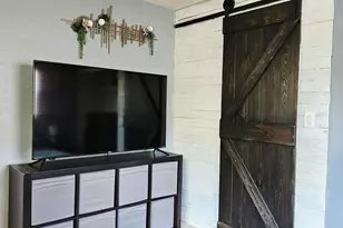 2317 Floridiane Dr, Melbourne, FL 32935 - Photo 19