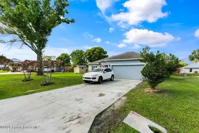 1343 Damask Lane, Sebastian, FL 32958 - Photo 3