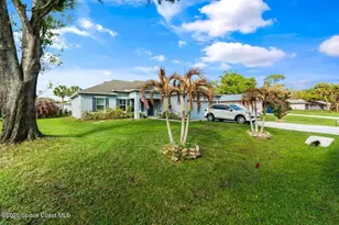 1343 Damask Ln, Sebastian, FL 32958 - Photo 1