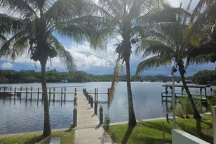 933 Paddleboard Ct, Melbourne, FL 32935 - Photo 31