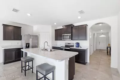 271 Guinevere Drive SW, Palm Bay, FL 32908 - Photo 17