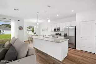 799 Empress St SE, Palm Bay, FL 32909 - Photo 5