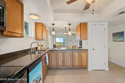 1321 S Miramar Avenue #4, Indialantic, FL 32903 - Photo 11