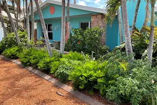 542 Coconut St, Satellite Beach, FL 32937 - Photo 3