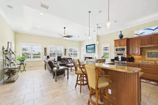 1360 S Village Square, Vero Beach, FL 32966 - Photo 5