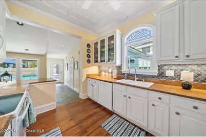 1110 Riverside Drive, Titusville, FL 32780 - Photo 17