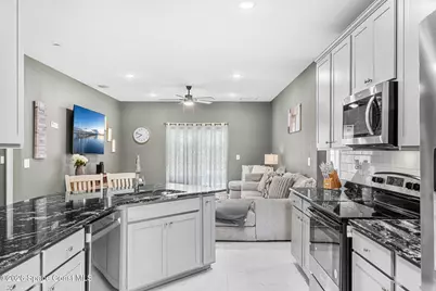 189 Tudor Road SW, Palm Bay, FL 32908 - Photo 7