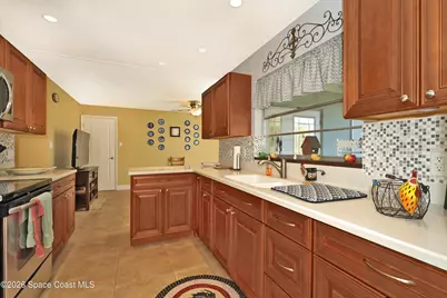 3508 W Roundtree Drive, Cocoa, FL 32926 - Photo 9