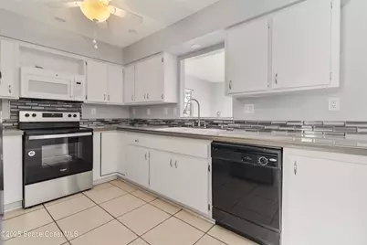 627 Binney Street NE, Palm Bay, FL 32907 - Photo 7