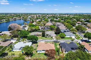 5761 Newbury Cir, Melbourne, FL 32940 - Photo 3