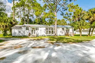 693 W Pine Rd, Melbourne Village, FL 32904 - Photo 51
