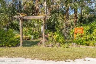 693 W Pine Road, Melbourne Village, FL 32904 - Photo 41
