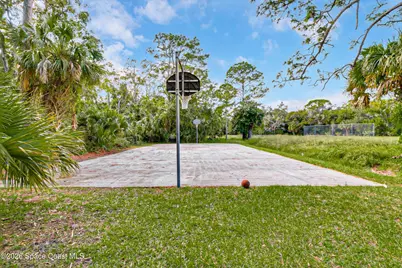 693 W Pine Road, Melbourne Village, FL 32904 - Photo 43