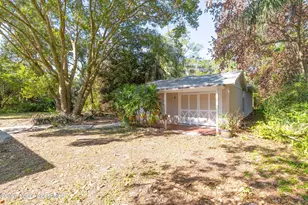 693 W Pine Rd, Melbourne Village, FL 32904 - Photo 29