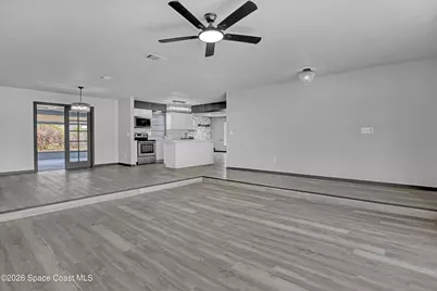 999 Castile Road SE, Palm Bay, FL 32909 - Photo 9