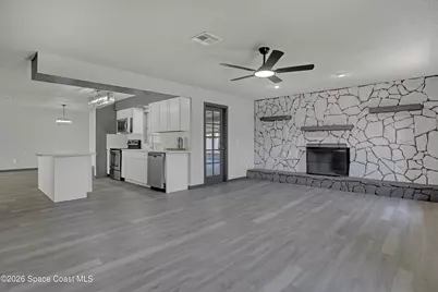 999 Castile Road SE, Palm Bay, FL 32909 - Photo 15
