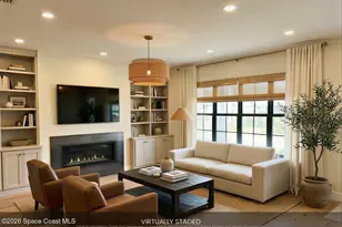 2010 Algeria St NE, Palm Bay, FL 32905 - Photo 7