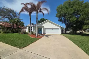 2470 Forest Run Dr, Melbourne, FL 32935 - Photo 3