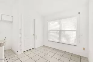 969 Danville Cir, Melbourne, FL 32904 - Photo 17