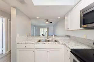 3039 Sir Hamilton Cir, Titusville, FL 32780 - Photo 5