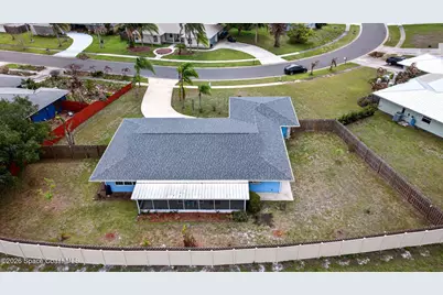 956 Waialae Circle NE, Palm Bay, FL 32905 - Photo 7
