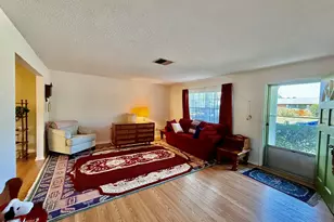 121 Maplewood Dr, Titusville, FL 32796 - Photo 5